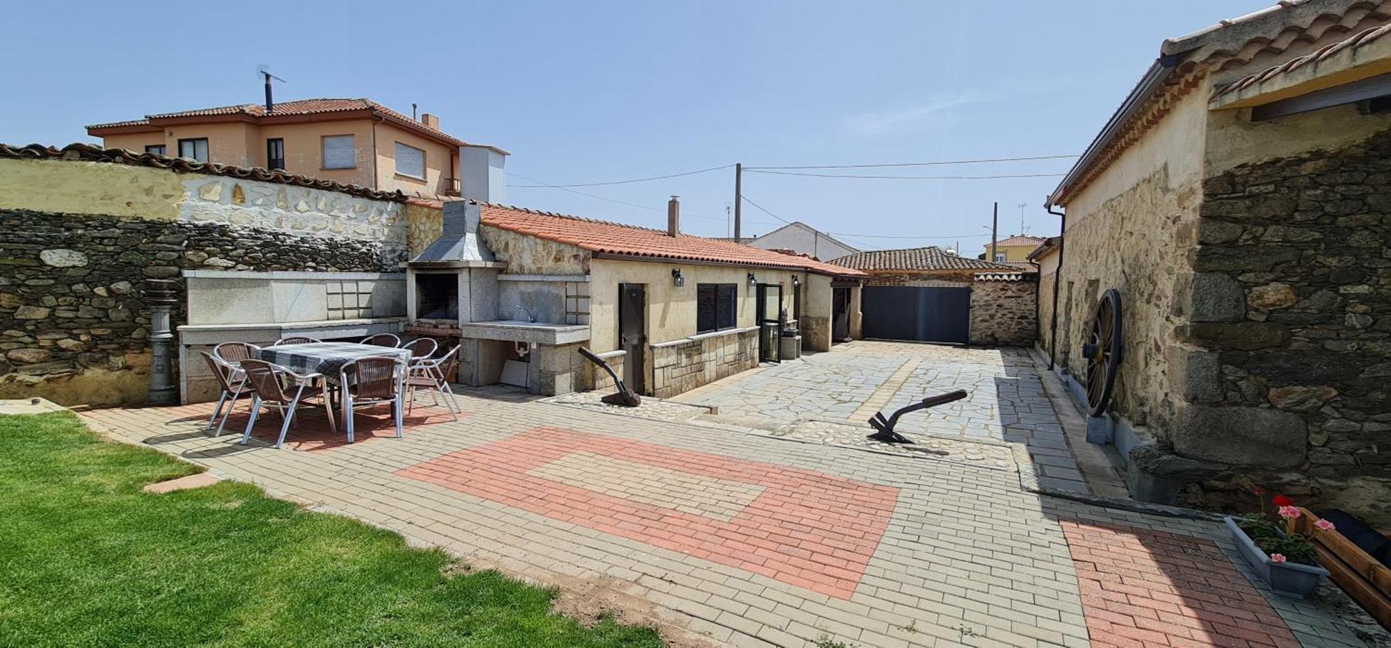 Villa El Almendro del Cura Villarmayor  Exterior foto